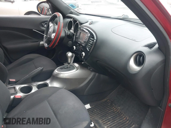 2012 Nissan Juke SV with VIN JN8AF5MVXCT118845, listed as a IAAI auction lot 41525975 with 194,121 mi miles. Bid and sale history available at carsss.com. Image 5.