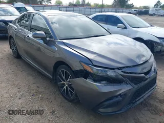 2022 Toyota Camry SE with VIN 4T1T11AK3NU619882, listed as a IAAI auction lot 41866164 with 60,620 mi miles and . Bid and sale history available at DreamBid. Image 1.