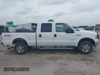 2006 Ford Super Duty F-250 XL with VIN 1FTSW21P76EB12899, listed as a IAAI auction lot 42137172 with 211,705 mi miles. Bid and sale history available at carsss.com. Image 13.