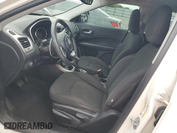 2018 Jeep Compass Sport с VIN 3C4NJDAB4JT440852, выставлен на аукционе Copart как лот 54449415 с пробегом 122 600 миль миль и На запчасти • Non repairable. История ставок и продаж доступна на DreamBid. Изображение 7.