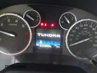 2015 Toyota Tundra Limited with VIN 5TFBW5F14FX424723, listed as a IAAI auction lot 42129929 with 222,060 mi miles and . Bid and sale history available at DreamBid. Image 7.