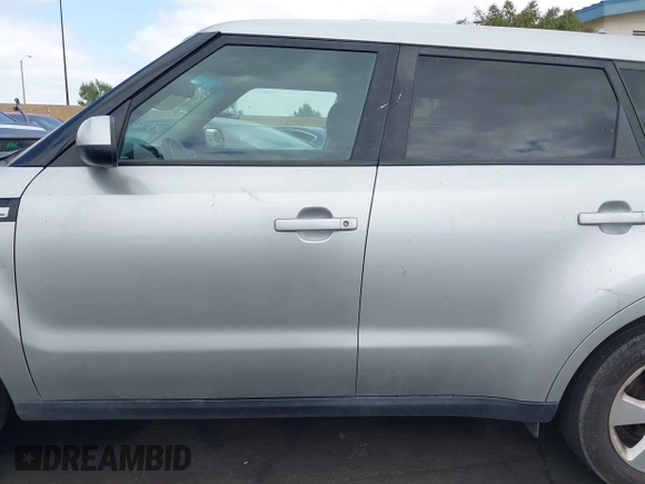 2019 Kia Soul with VIN KNDJN2A28K7694447, listed as a IAAI auction lot 42115406 with 84,065 mi miles and . Bid and sale history available at DreamBid. Image 14.