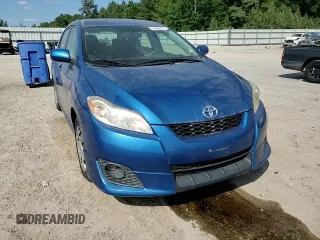 2010 Toyota Matrix z VIN 2T1KU4EE6AC350085, wystawiony jako Copart lot #55460815 z przebiegiem 121 426 mil mil oraz Szkoda całkowita • Salvage title. Historia ofert i sprzedaży dostępna na DreamBid. Obrazek 13.