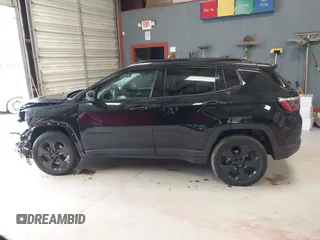 2021 Jeep Compass Latitude z VIN 3C4NJDBB9MT552064, wystawiony jako IAAI lot #42345320 z przebiegiem 57 080 mil mil oraz . Historia ofert i sprzedaży dostępna na DreamBid. Obrazek 14.