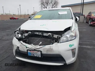 2014 Toyota Prius с VIN JTDKN3DP3E3057821, выставлен на аукционе IAAI как лот 41880152 с пробегом 84 000 миль миль и . История ставок и продаж доступна на DreamBid. Изображение 13.