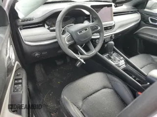 2023 Jeep Compass Limited с VIN 3C4NJDCN6PT573001, выставлен на аукционе Copart как лот 54737785 с пробегом 13 932 миль миль и Списание • Salvage title. История ставок и продаж доступна на DreamBid. Изображение 8.