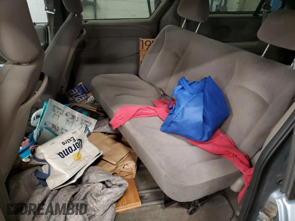 2003 Dodge Grand Caravan with VIN 2D8GP44R53R371435, listed as a Copart auction lot 51814905 with Not Provided miles and Non Repairable. Bid and sale history available at DreamBid. Image 11.