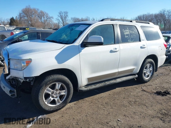 2013 Toyota Sequoia SR5 with VIN 5TDBW5G17DS086641, listed as a IAAI auction lot 41655162 with 210,828 mi miles. Bid and sale history available at carsss.com. Image 19.