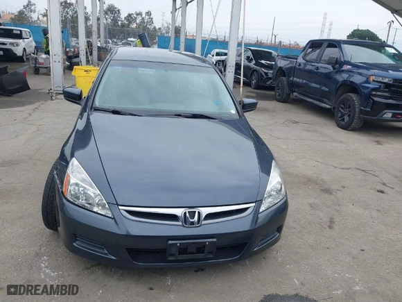 2007 Honda Accord Sdn LX SE with VIN JHMCM56337C026180, listed as a IAAI auction lot 41895046 with 74,545 mi miles. Bid and sale history available at carsss.com. Image 12.