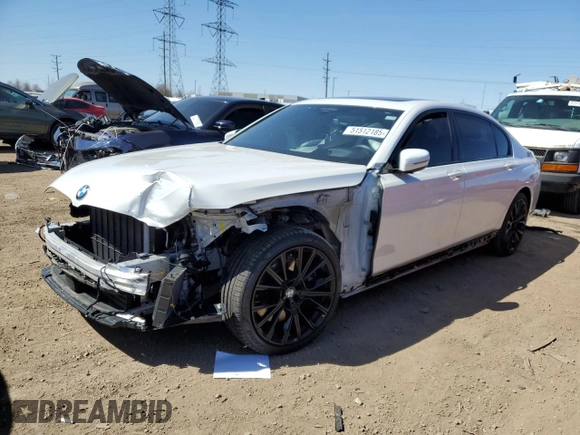 2021 BMW 7 Series 750i xDrive with VIN WBA7U2C04MCF07742, listed as a Copart auction lot 51512185 with 45,224 mi miles and Salvage Title. Bid and sale history available at carsss.com. Image 1.