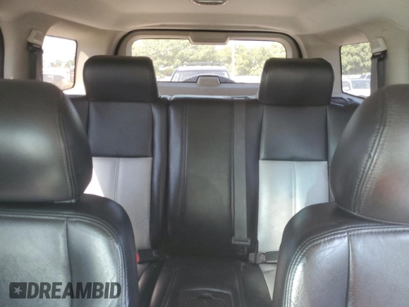 2008 Hummer H3 SUV with VIN 5GTEN13E688135915, listed as a Copart auction lot 70292354 with 221,773 mi miles and Salvage Title. Bid and sale history available at carsss.com. Image 10.