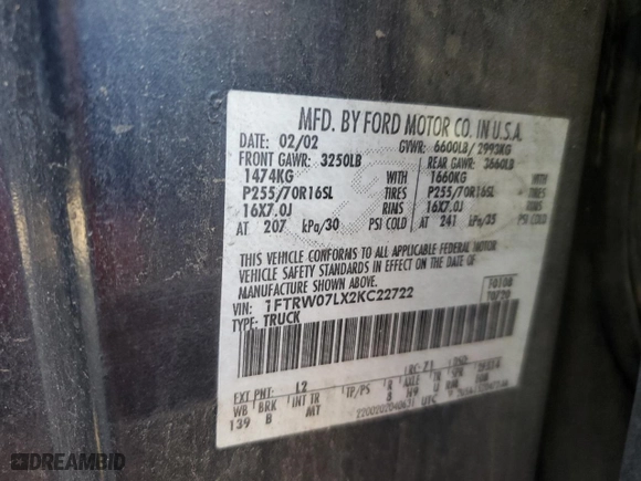 2002 Ford F-150 XLT with VIN 1FTRW07LX2KC22722, listed as a Copart auction lot 46000825 with 270,945 mi miles and Salvage Title. Bid and sale history available at carsss.com. Image 12.