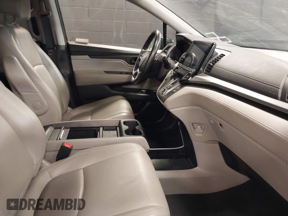 2019 Honda Odyssey EX-L z VIN 5FNRL6H71KB083154, wystawiony jako IAAI lot #42187213 z przebiegiem 77 179 mil mil oraz . Historia ofert i sprzedaży dostępna na DreamBid. Obrazek 5.