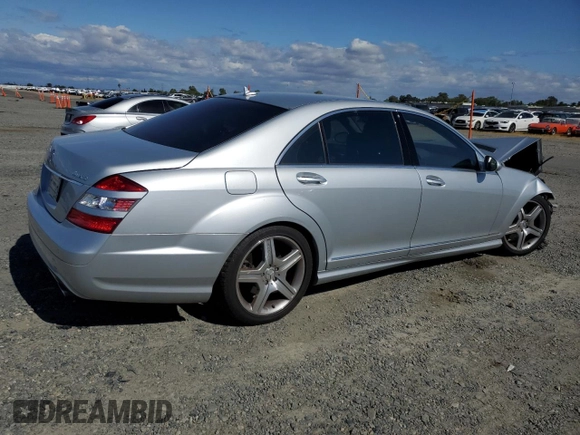2008 Mercedes-Benz S 550 z VIN WDDNG86X98A210581, wystawiony jako Copart lot #56899455 z przebiegiem 65 763 mil mil oraz Szkoda całkowita • Salvage title. Historia ofert i sprzedaży dostępna na DreamBid. Obrazek 3.