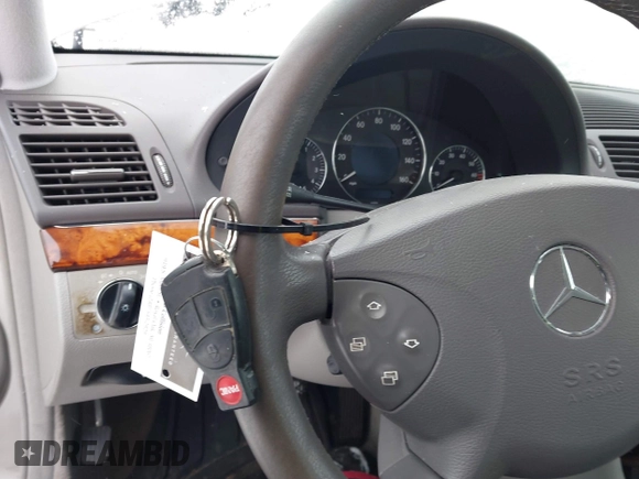 2004 Mercedes-Benz E 320 with VIN WDBUF82J34X113828, listed as a IAAI auction lot 41280495 with Not Provided miles and . Bid and sale history available at DreamBid. Image 11.