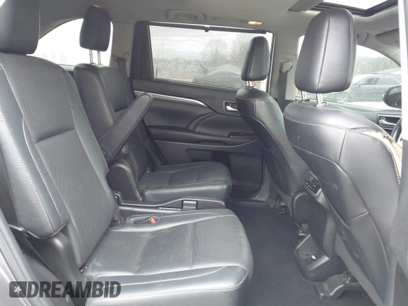2019 Toyota Highlander Limited with VIN 5TDDZRFH0KS964865, listed as a IAAI auction lot 42032349 with 142,811 mi miles and . Bid and sale history available at DreamBid. Image 8.