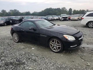 2015 Mercedes-Benz SLK-Class SLK 250 with VIN WDDPK4HA6FF098069, listed as a Copart auction lot 71551084 with 92,569 mi miles and Salvage Title. Bid and sale history available at carsss.com. Image 4.