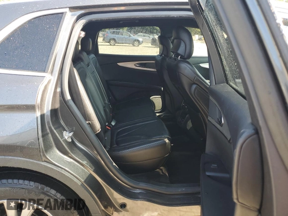 2018 Lincoln MKX Premiere z VIN 2LMPJ8JR7JBL38566, wystawiony jako Copart lot #70669944 z przebiegiem 69 860 mil mil oraz Szkoda całkowita • Salvage title. Historia ofert i sprzedaży dostępna na DreamBid. Obrazek 11.