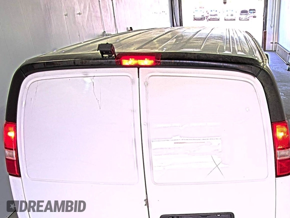 2017 Chevrolet Express Cargo with VIN 1GCWGAFF5H1313994, listed as a IAAI auction lot 42613462 with 163,743 mi miles and . Bid and sale history available at DreamBid. Image 33.