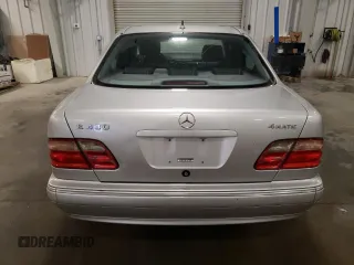 2001 Mercedes-Benz E 320/430 4 Matic with VIN WDBJF83J31X057905, listed as a Copart auction lot 50656425 with 155,217 mi miles and Salvage Title. Bid and sale history available at DreamBid. Image 6.