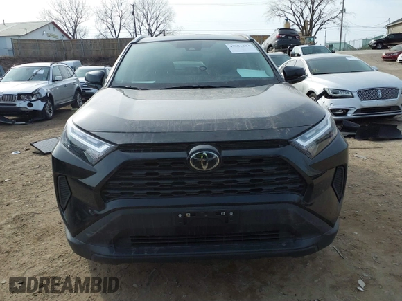 2024 Toyota RAV4 XLE with VIN 2T3P1RFV2RW482319, listed as a IAAI auction lot 41801384 with 5,404 mi miles and . Bid and sale history available at DreamBid. Image 12.