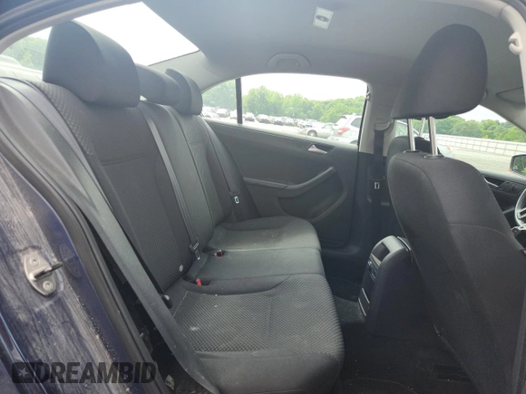 2014 Volkswagen Jetta TDI w/Premium/Nav z VIN 3VWLL7AJ8EM284760, wystawiony jako Copart lot #56986005 z przebiegiem 48 253 mil mil oraz Szkoda całkowita • Salvage title. Historia ofert i sprzedaży dostępna na DreamBid. Obrazek 10.