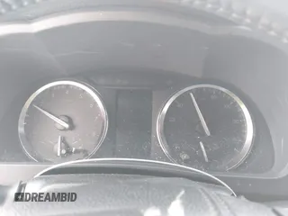 2014 Toyota Highlander XLE z VIN 5TDKKRFH7ES028046, wystawiony jako IAAI lot #41792653 z przebiegiem Nie podano mil oraz . Historia ofert i sprzedaży dostępna na DreamBid. Obrazek 7.