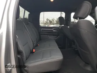2022 Ram 1500 Big Horn z VIN 1C6RRFFG9NN402461, wystawiony jako Copart lot #45080115 z przebiegiem 34 011 mil mil oraz Szkoda całkowita • Salvage title. Historia ofert i sprzedaży dostępna na DreamBid. Obrazek 10.