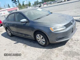 2014 Volkswagen Jetta SE с VIN 3VWD17AJ1EM238164, выставлен на аукционе IAAI как лот 42672236 с пробегом 126 098 миль миль и . История ставок и продаж доступна на DreamBid. Изображение 1.