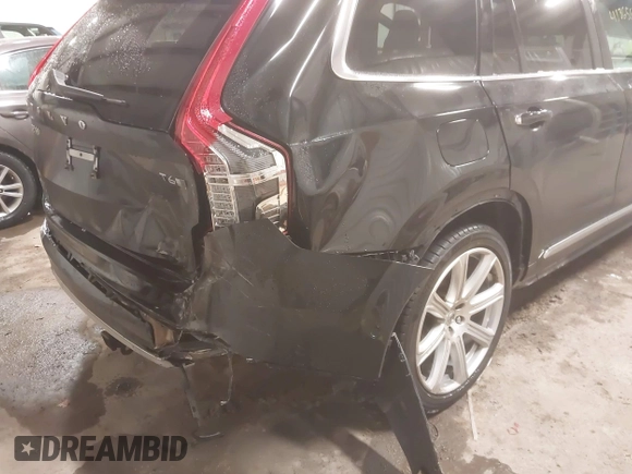 2017 Volvo XC90 Inscription with VIN YV4A22PL0H1115064, listed as a IAAI auction lot 41365600 with 93,503 mi miles. Bid and sale history available at carsss.com. Image 6.