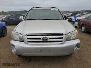 2005 Toyota Highlander with VIN JTEGP21A850048121, listed as a Copart auction lot 53886945 with 221,180 mi miles and Clean Title. Bid and sale history available at carsss.com. Image 5.