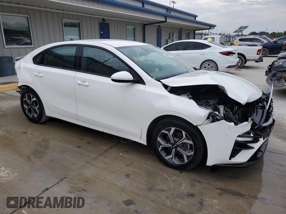 2019 Kia Forte LXS z VIN 3KPF24AD1KE072428, wystawiony jako Copart lot #57261645 z przebiegiem 118 153 mil mil oraz Czysty tytuł • Clean title. Historia ofert i sprzedaży dostępna na DreamBid. Obrazek 4.