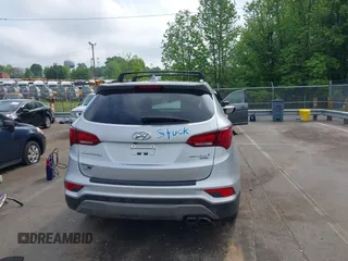 2018 Hyundai Santa Fe Ultimate с VIN 5XYZW4LA6JG507076, выставлен на аукционе IAAI как лот 42117253 с пробегом 95 980 миль миль и . История ставок и продаж доступна на DreamBid. Изображение 17.