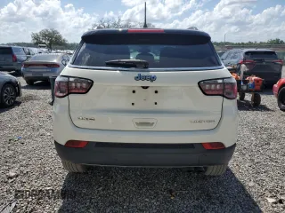 2018 Jeep Compass Limited with VIN 3C4NJDCB3JT402168, listed as a Copart auction lot 55512445 with 49,832 mi miles and Salvage Title. Bid and sale history available at DreamBid. Image 6.