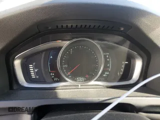 2015 Volvo S60 T5 Drive-E Premier с VIN YV140MFK2F1350695, выставлен на аукционе Copart как лот 53275725 с пробегом 98 962 миль миль и Списание • Salvage title. История ставок и продаж доступна на DreamBid. Изображение 9.
