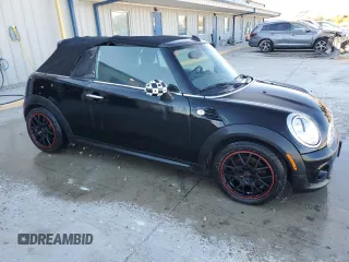 2011 MINI Convertible с VIN WMWZN3C55BTZ89445, выставлен на аукционе Copart как лот 78996404 с пробегом 71 821 миль миль и Списание • Salvage title. История ставок и продаж доступна на DreamBid. Изображение 4.