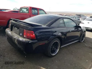 2000 Ford Mustang GT with VIN 1FAFP42X0YF221152, listed as a Copart auction lot 44628575 with 154,159 mi miles and Salvage Title. Bid and sale history available at carsss.com. Image 3.