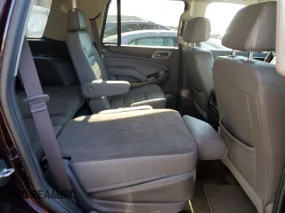 2017 GMC Yukon Denali with VIN 1GKS2CKJ5HR229277, listed as a Copart auction lot 87868105 with 95,714 mi miles and Salvage Title. Bid and sale history available at carsss.com. Image 11.