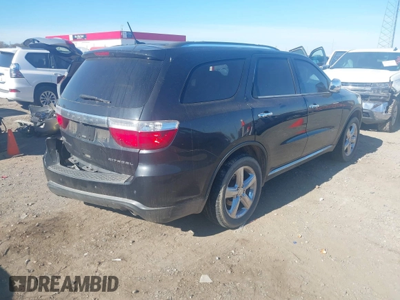 2013 Dodge Durango Citadel z VIN 1C4RDHEG2DC674736, wystawiony jako IAAI lot #40948649 z przebiegiem 75 461 mil mil oraz . Historia ofert i sprzedaży dostępna na DreamBid. Obrazek 4.