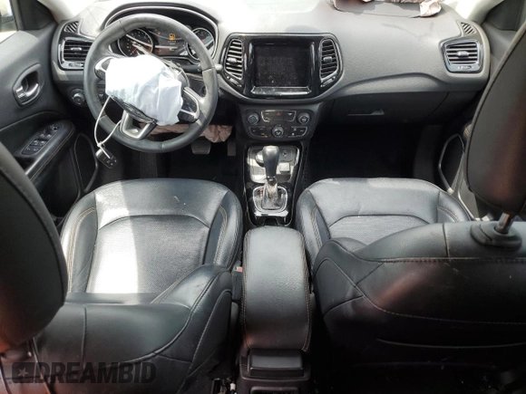 2019 Jeep Compass Limited z VIN 3C4NJDCB7KT620292, wystawiony jako Copart lot #65454205 z przebiegiem 65 431 mil mil oraz Szkoda całkowita • Salvage title. Historia ofert i sprzedaży dostępna na DreamBid. Obrazek 8.