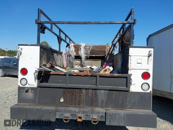 2018 Ram 3500 Tradesman with VIN 3C7WRSCL3JG165767, listed as a IAAI auction lot 40612945 with 1 mi miles. Bid and sale history available at carsss.com. Image 15.