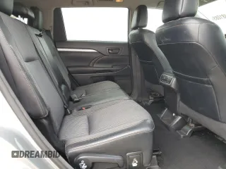 2016 Toyota Highlander LE Plus with VIN 5TDZKRFH9GS165569, listed as a Copart auction lot 60481085 with 133,422 mi miles and Salvage title. Bid and sale history available at DreamBid. Image 11.