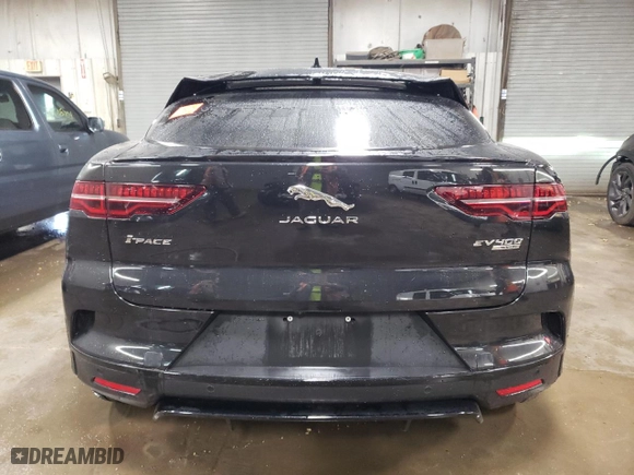 2019 Jaguar I-PACE HSE with VIN SADHD2S10K1F71324, listed as a Copart auction lot 77226904 with 15864 miles and Salvage Title. Bid and sale history available at carsss.com. Image 6.