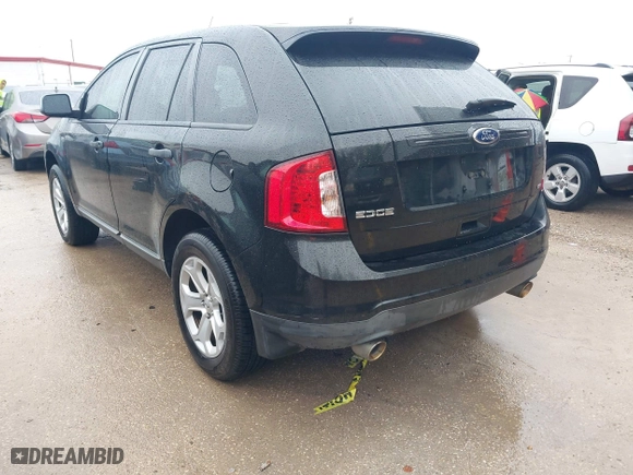 2013 Ford Edge SE with VIN 2FMDK4GC2DBA68769, listed as a IAAI auction lot 41960765 with 111,699 mi miles. Bid and sale history available at carsss.com. Image 3.