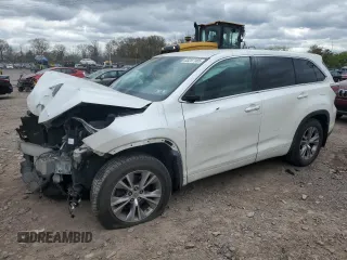 2014 Toyota Highlander LE z VIN 5TDBKRFH6ES013604, wystawiony jako Copart lot #53257185 z przebiegiem 130 559 mil mil oraz Szkoda całkowita • Salvage title. Historia ofert i sprzedaży dostępna na DreamBid. Obrazek 1.
