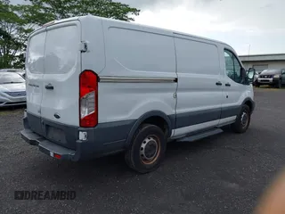 2018 Ford Transit z VIN 1FTYR1YM9JKB43850, wystawiony jako IAAI lot #42151963 z przebiegiem 72 286 mil mil oraz . Historia ofert i sprzedaży dostępna na DreamBid. Obrazek 4.