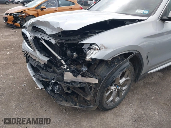 2021 BMW X3 xDrive30i with VIN 5UXTY5C02M9F46381, listed as a IAAI auction lot 41867265 with 32,926 mi miles and . Bid and sale history available at DreamBid. Image 6.