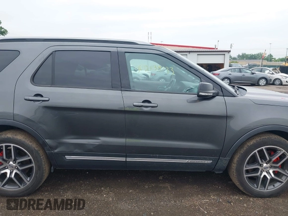 2017 Ford Explorer XLT z VIN 1FM5K8D85HGA57257, wystawiony jako IAAI lot #42439133 z przebiegiem 253 750 mil mil oraz . Historia ofert i sprzedaży dostępna na DreamBid. Obrazek 13.