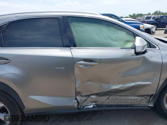 2017 Lexus NX 200t z VIN JTJYARBZ7H2081317, wystawiony jako IAAI lot #42073702 z przebiegiem 34 467 mil mil oraz . Historia ofert i sprzedaży dostępna na DreamBid. Obrazek 13.