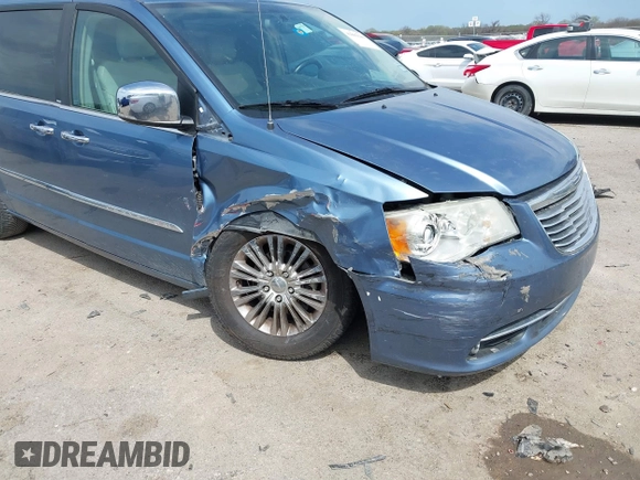 2011 Chrysler Town & Country Limited with VIN 2A4RR6DG0BR716004, listed as a IAAI auction lot 41885649 with 235,612 mi miles. Bid and sale history available at carsss.com. Image 6.